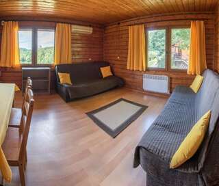Курортные отели Złoty Potok Resort Злоты-Поток Шале с двумя спальнями-3