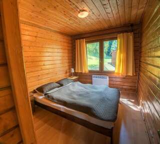 Курортные отели Złoty Potok Resort Злоты-Поток Шале с двумя спальнями-5
